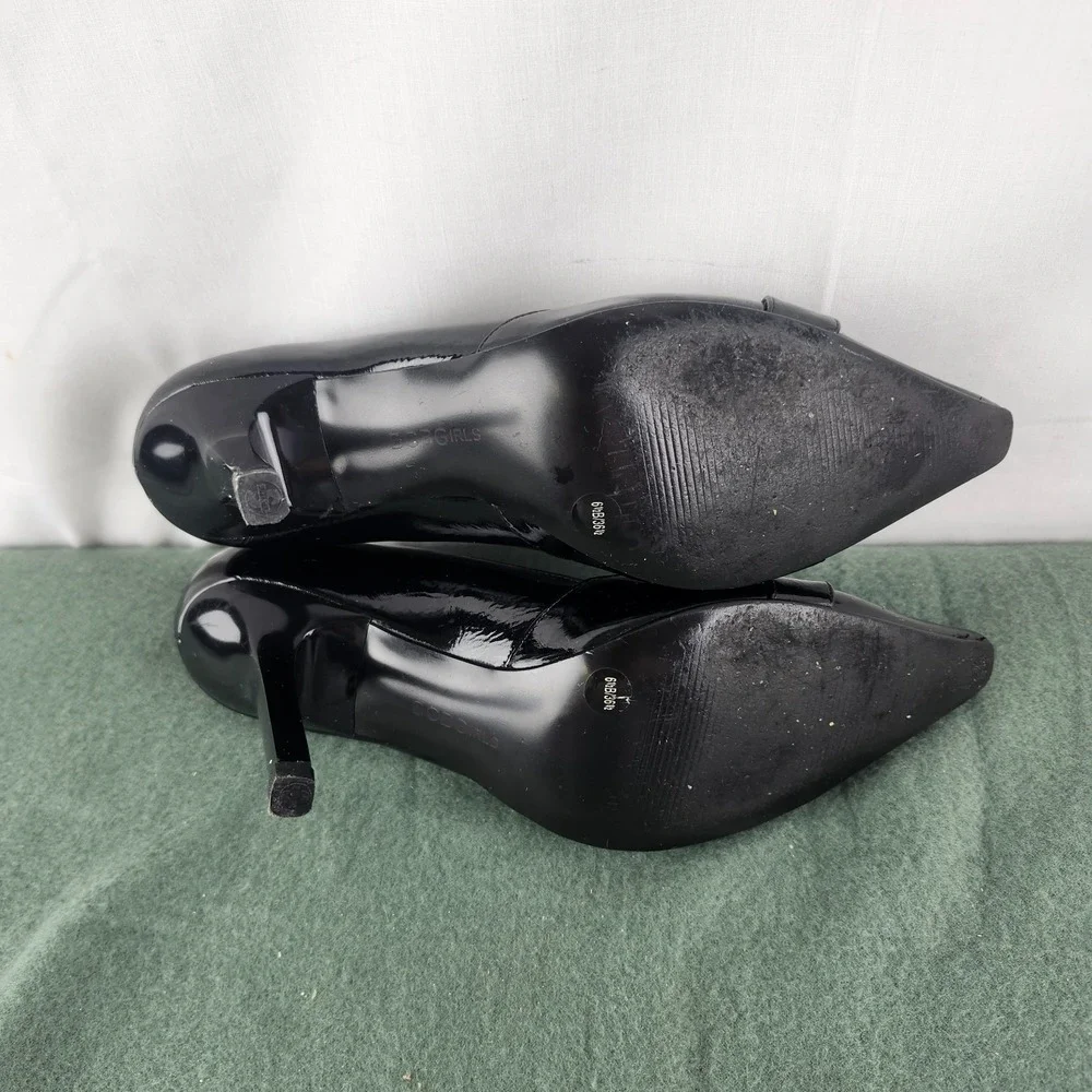 Vintage Y2K NEW BCBGirls Karola Black Patent Leather Point Toe Pumps Heels Sz 6B